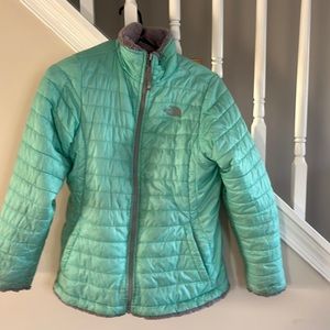 Girls The North Face reversible winter coat.  Good condition